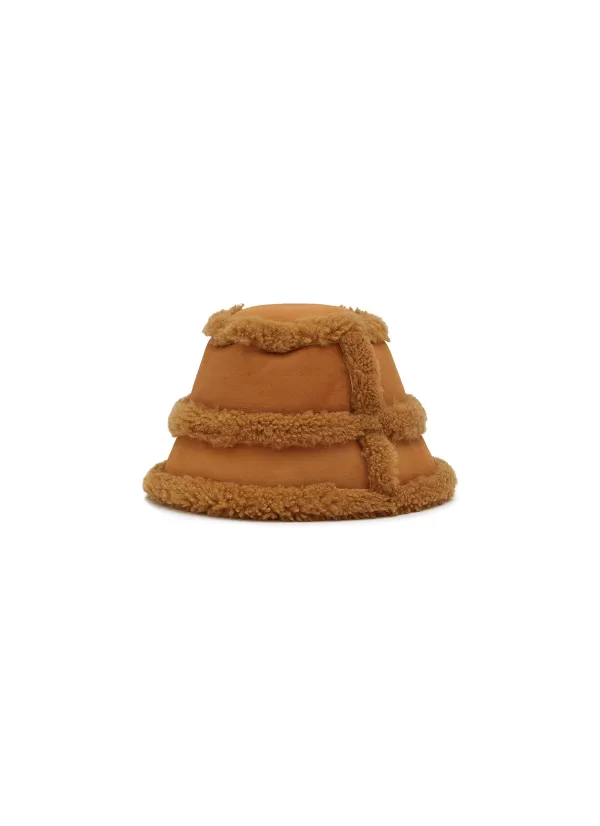 Hats & Gloves>JACQUEMUS Le Bob Doux Shearling Bucket Hat