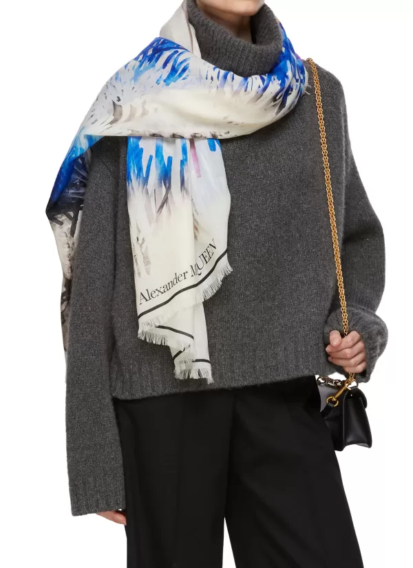 Scarves & Wraps>ALEXANDER MCQUEEN Skeleton Print Fringed Wool Scarf